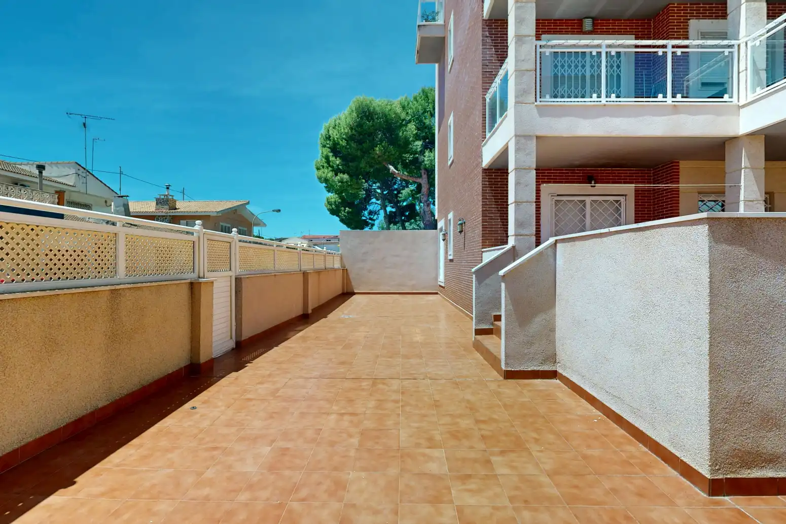 Terrasse von Wohnung zum Verkauf in Cartagena mit Privatgarten, Terrasse und Abstellraum