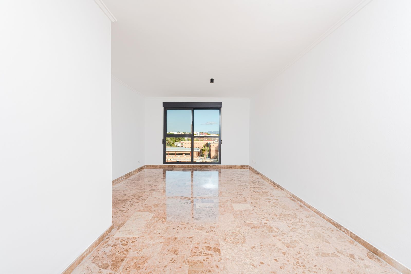 Piso en venta en Burjassot con Terraza