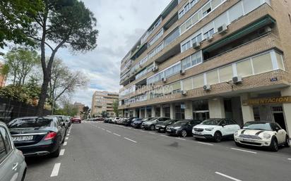 Exterior view of Flat for sale in  Madrid Capital  with Terrace