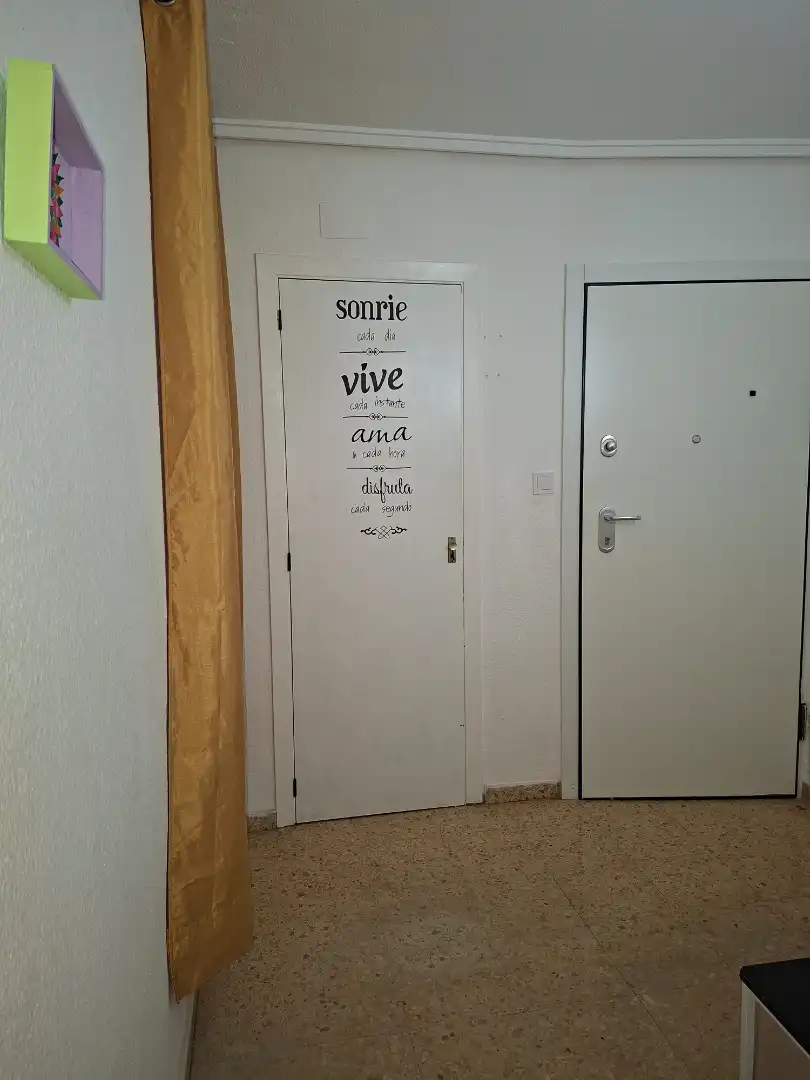 Flat for rent in Valencia  with Air Conditioner, Furnished and Oven