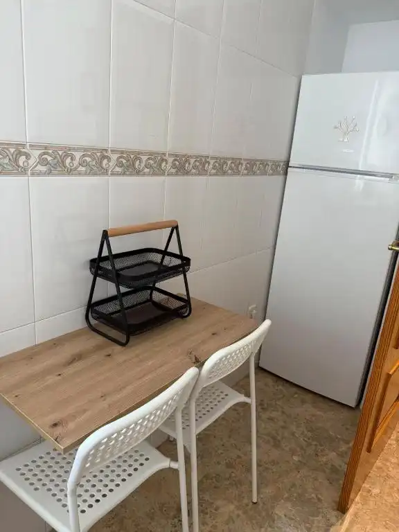 Cocina de Piso para compartir en Córdoba con Aire acondicionado, Calefacción y Amueblado