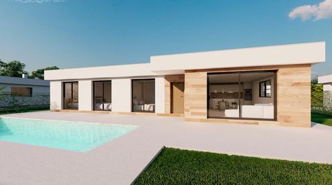 Modernos chalets de una sola planta con 3 dormitorios, piscina privada y gran parcela en Calasparra, Murcia