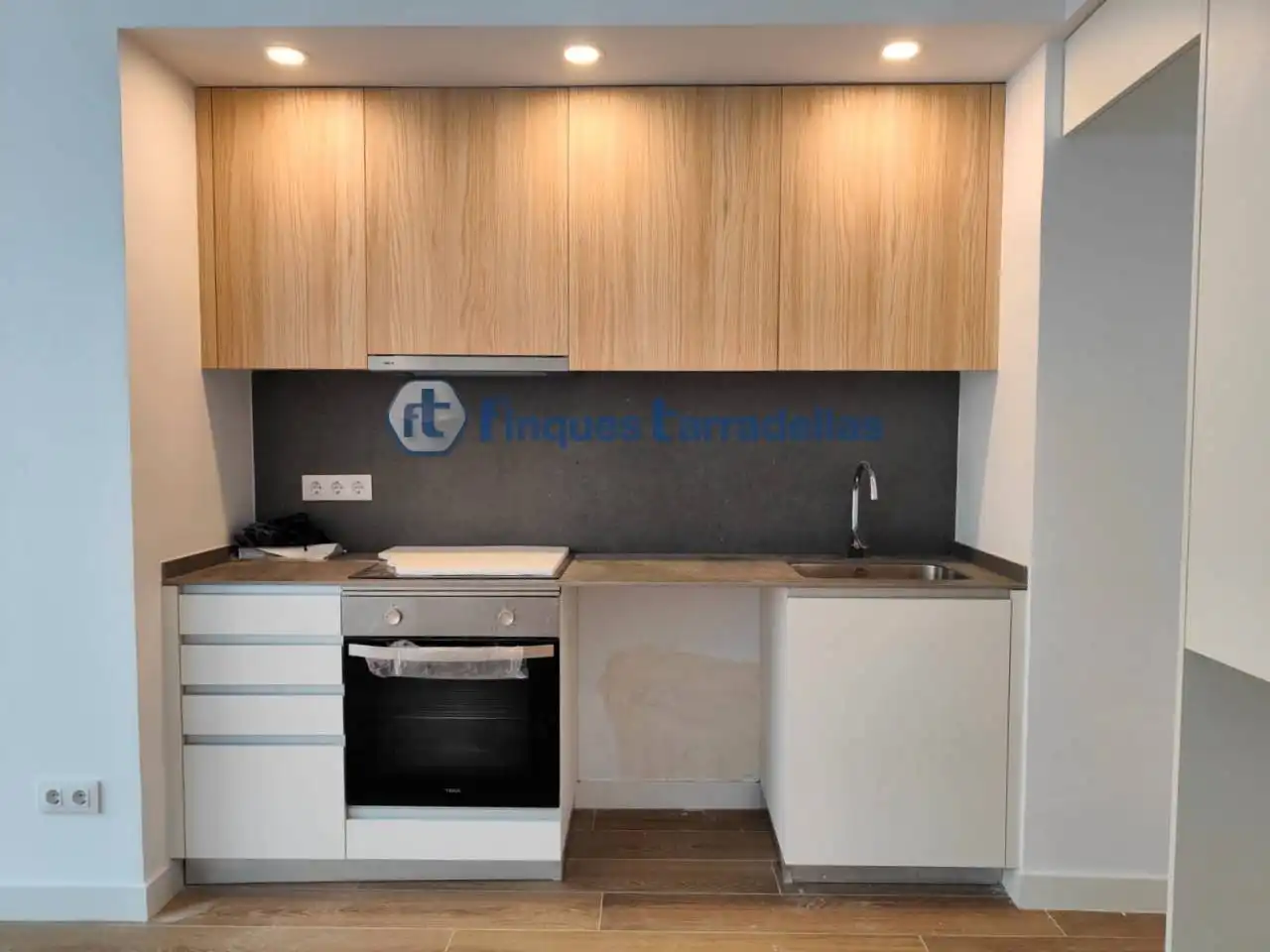 Flat with terrace for sale in Palafolls, imagen 2