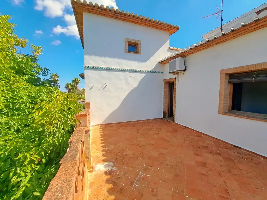 Garden of Houses for sale in Orba  with Air Conditioner, Private garden and Terrace