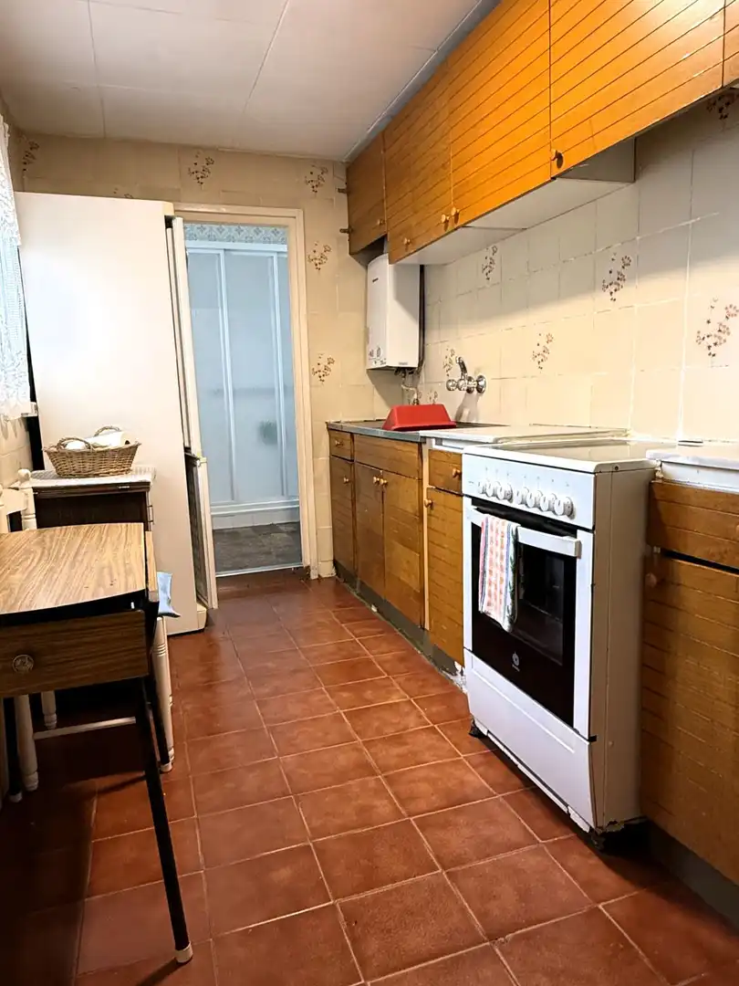 Cuina de Casa o xalet en venda en Sant Boi de Llobregat amb Aire condicionat, Terrassa i Traster