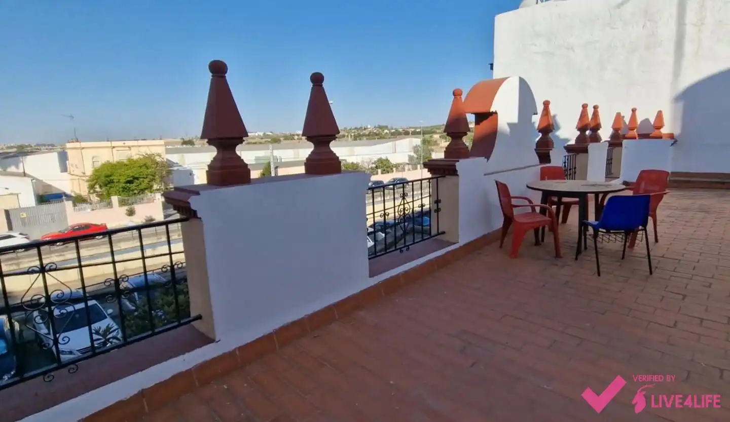 Habitació a Avenida de Jerez, Bellavista