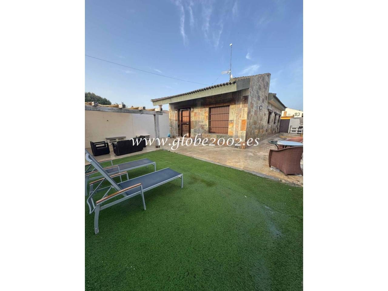 Exterior view of House or chalet to rent in Chiclana de la Frontera  with Air Conditioner, Private garden and Furnished