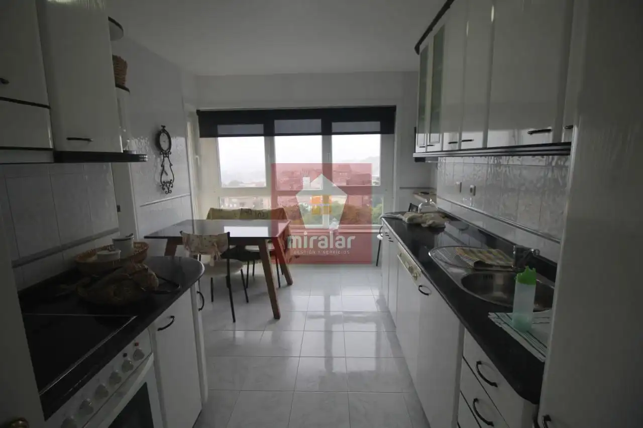 Kitchen of Flat for sale in Vigo   with Heating, Parquet flooring and Storage room
