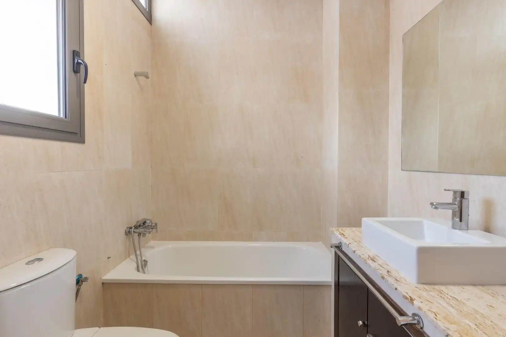 Villa mit Terrasse zum Verkauf in Barrio de la Vega, imagen 45