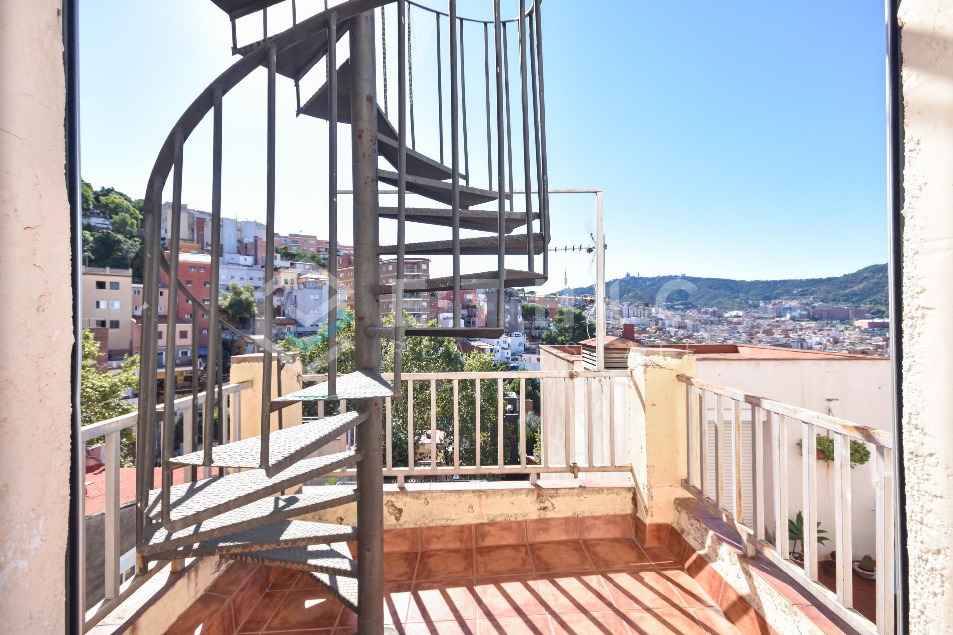 Terrace of Single-family semi-detached for sale in  Barcelona Capital  with Air Conditioner, Terrace and Balcony