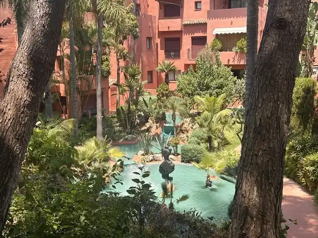 Habitatge amb piscina en venda a Elviria - Cabopino
