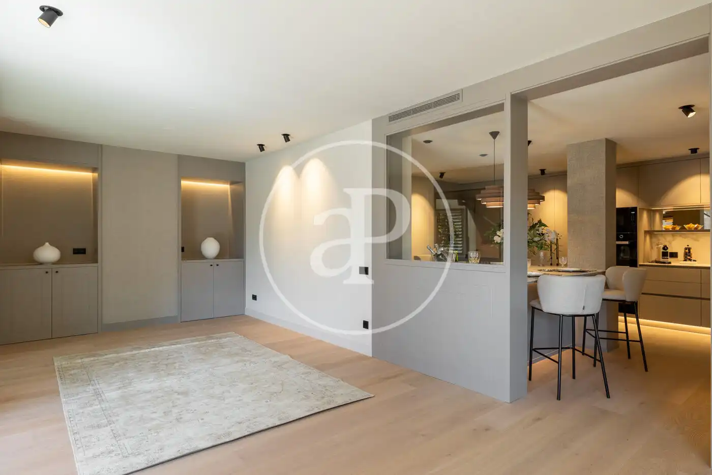 Wohnzimmer von Wohnung zum Verkauf in Barcelona mit Klimaanlage, Heizung und Terrasse