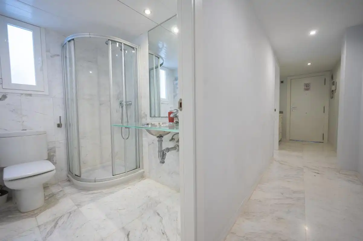 Bathroom of Flat for rent in Eivissa  with Air Conditioner, Heating and Swimming Pool