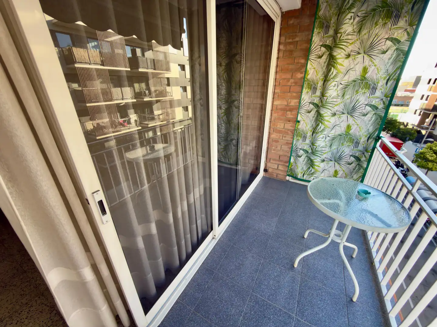 Flat with balcony for sale in Carrer de Rius i Taulet, imagen 4