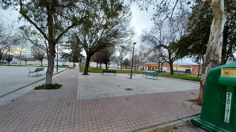 Einfamilien-Reihenhaus zum Verkauf in DON QUIJOTE, Carretera de Córdoba - Libertad