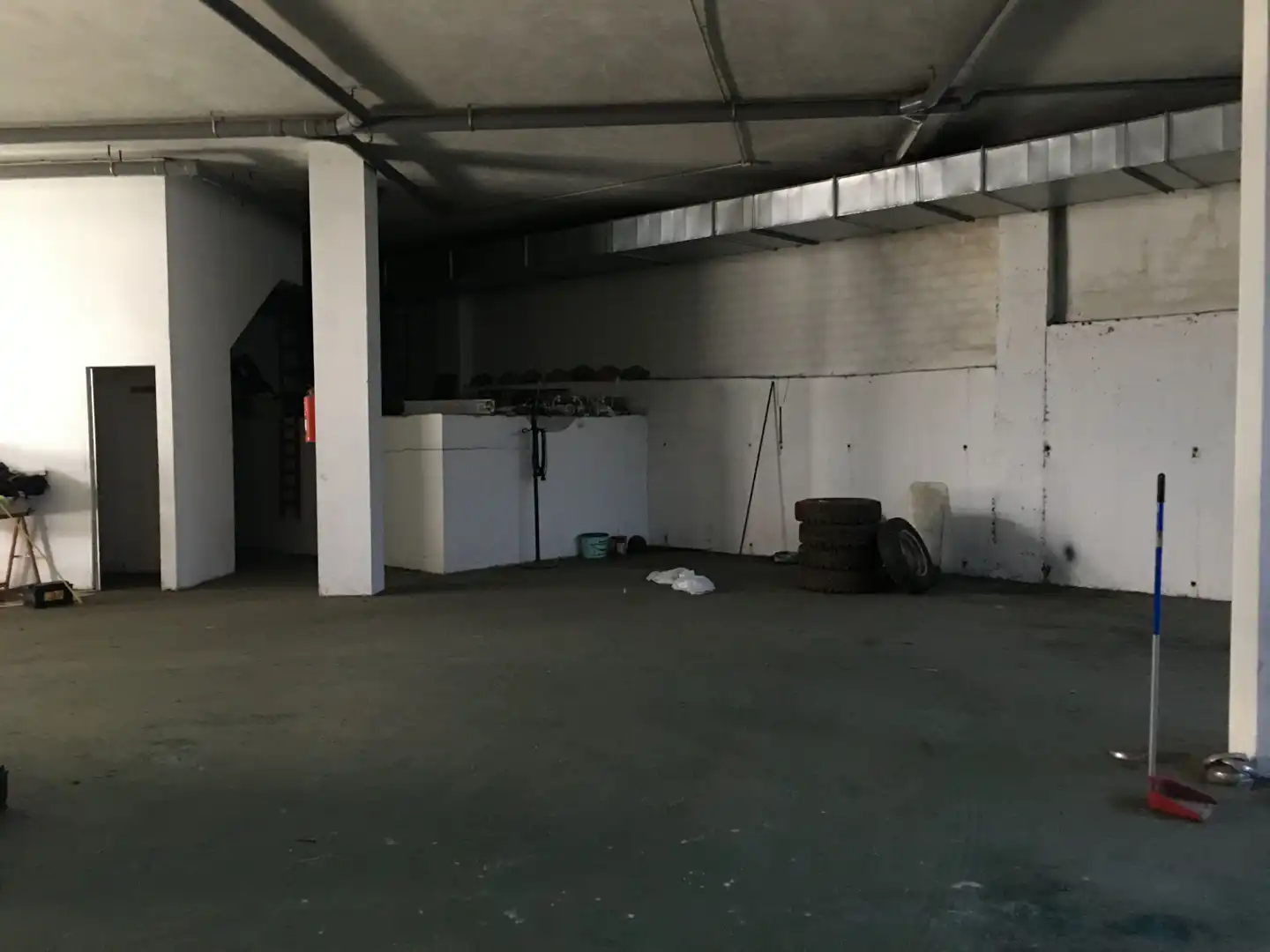 Business premises to rent in A Malata - Catabois - Ciudad Jardín, imagen 8