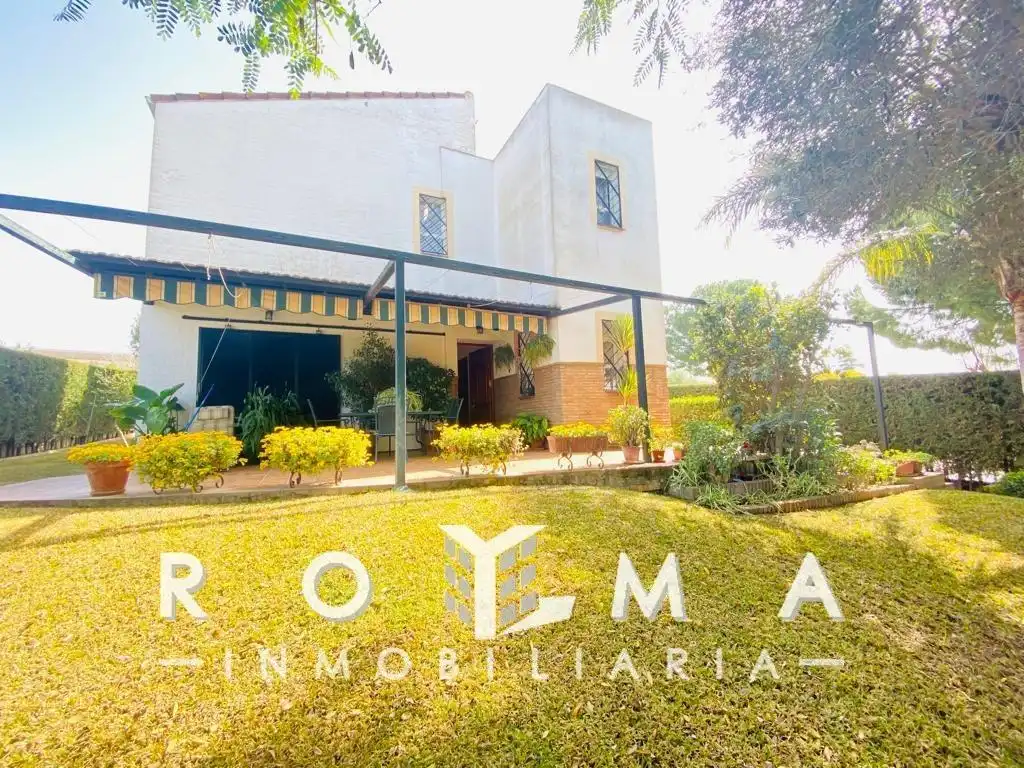 Chalet con terraza en venta en Calle Cerro de la Coladilla