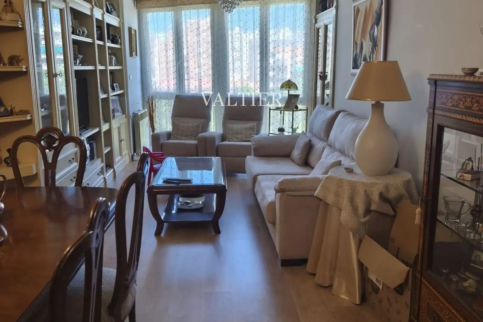 Sala de estar de Piso de alquiler en Madrid con Aire acondicionado, Terraza y Amueblado
