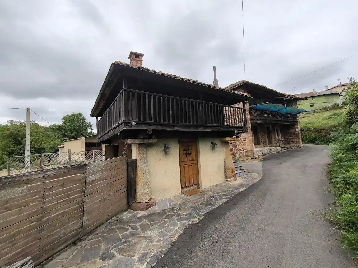 Exterior view of Houses for sale in Villaviciosa