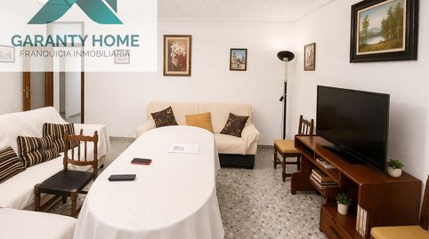 Foto 3 de Piso en venta en Hospital, Jaén Capital