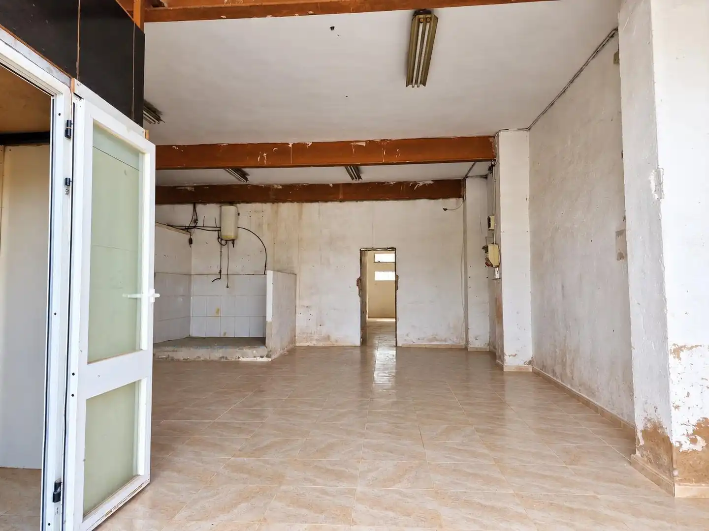Local comercial en venda a Calle de Martínez de Tena, imagen 3