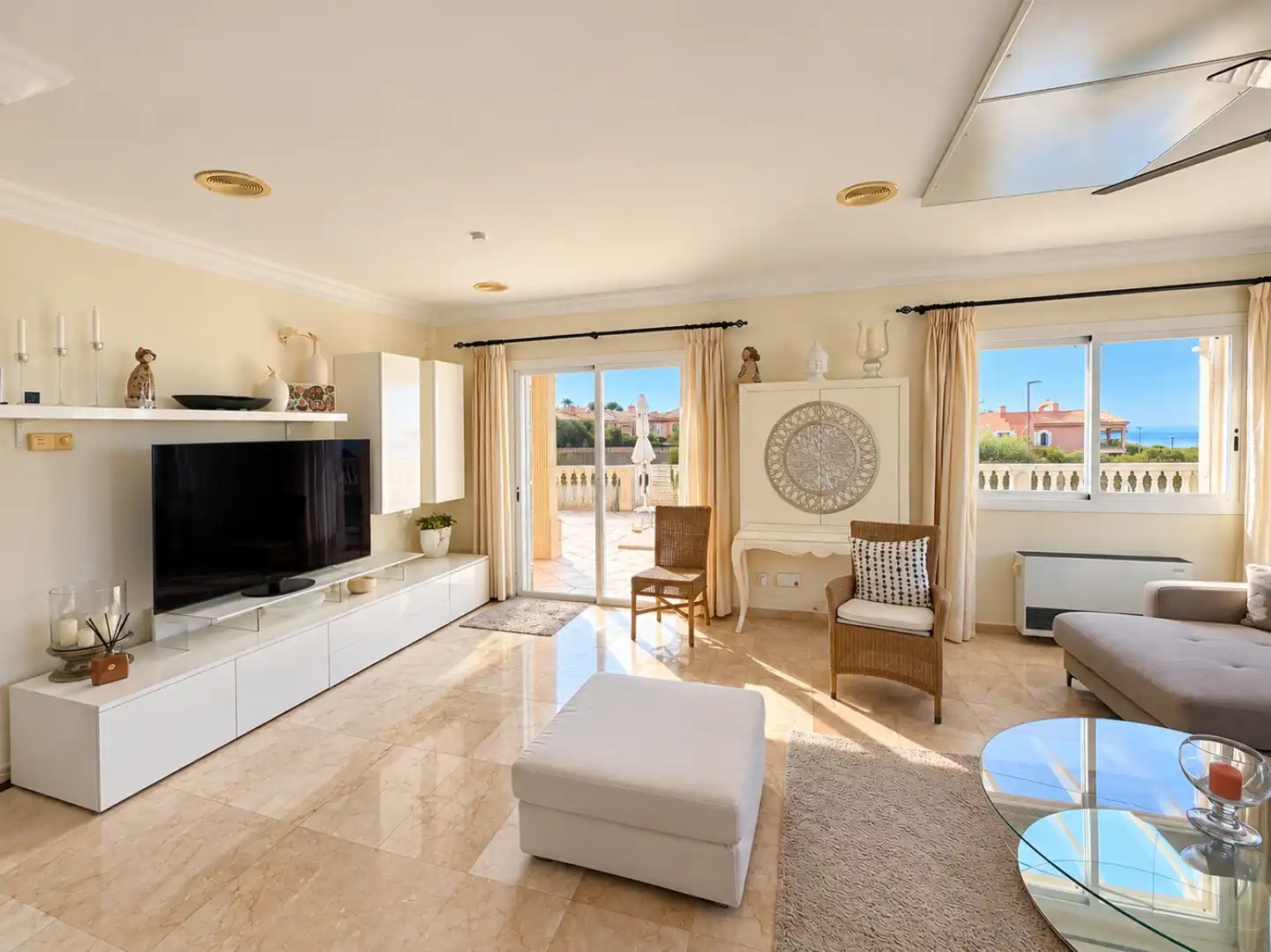 Living room of Houses for sale in Son Verí