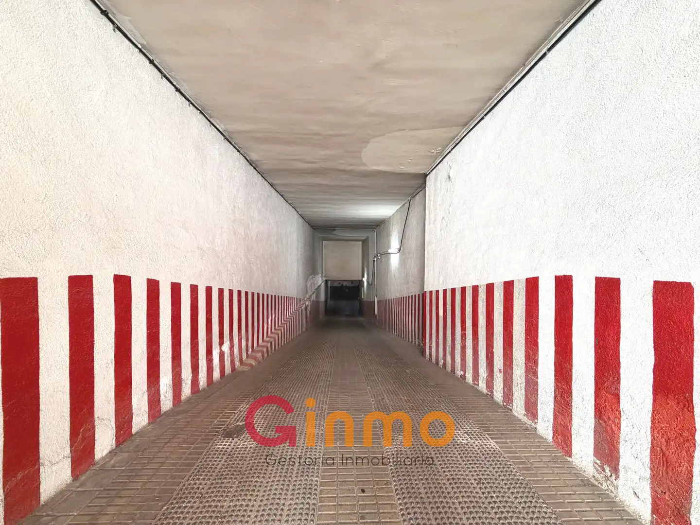 Garage for sale in Madrid