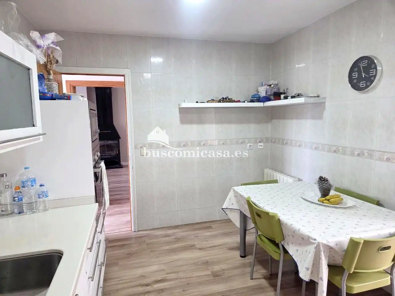Cuina de Casa adosada en venda en Jaén amb Aire condicionat, Terrassa i Piscina