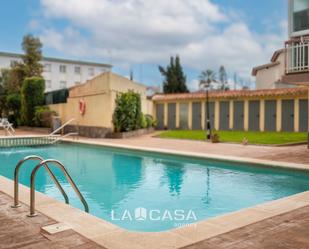 Piscina de Àtic en venda en Castelldefels amb Aire condicionat, Traster i Piscina