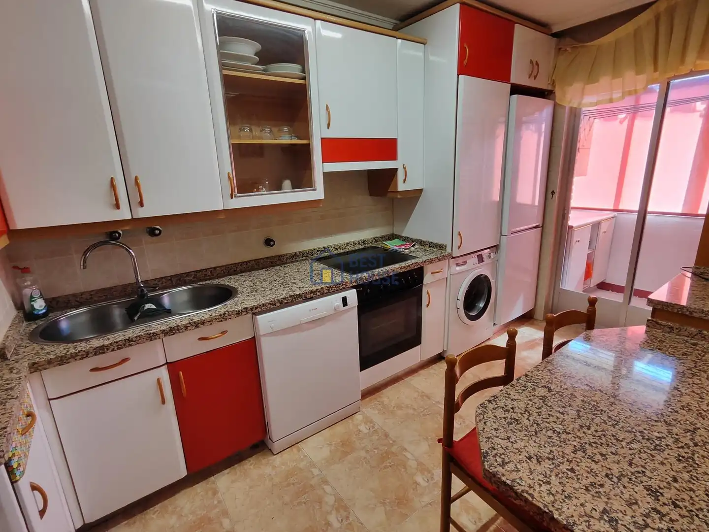 Cocina de Apartamento de alquiler en San Andrés del Rabanedo con Calefacción y Amueblado
