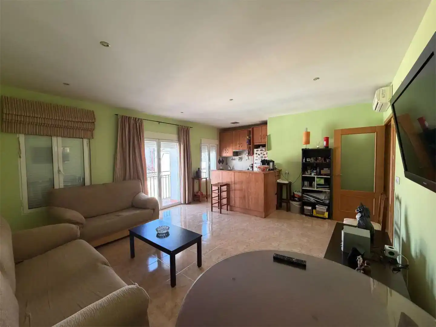 Sala d'estar de Casa o xalet en venda en Santa Amalia amb Aire condicionat i Balcó