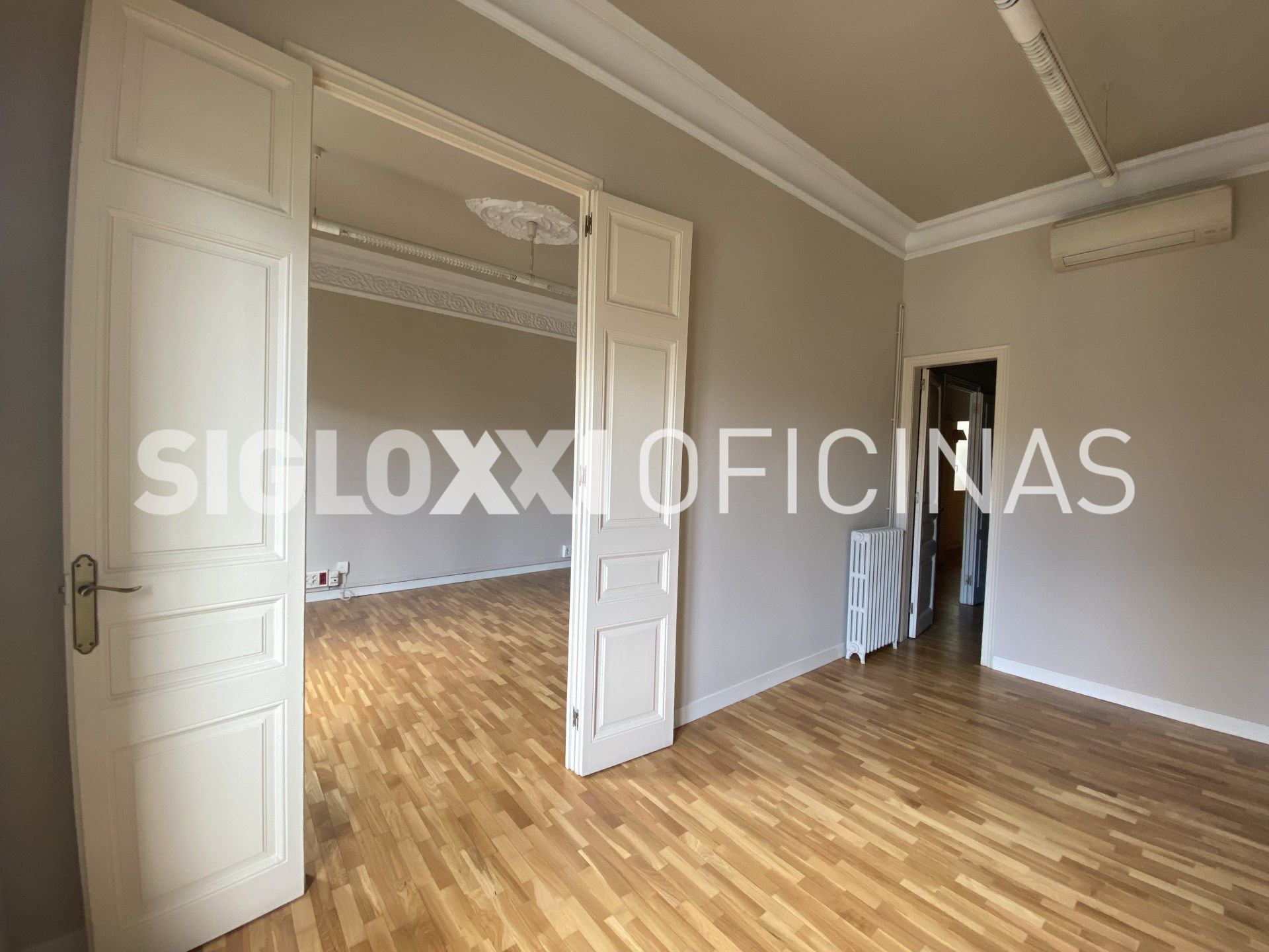 Dormitori de Oficina de lloguer en  Barcelona Capital amb Aire condicionat i Calefacció