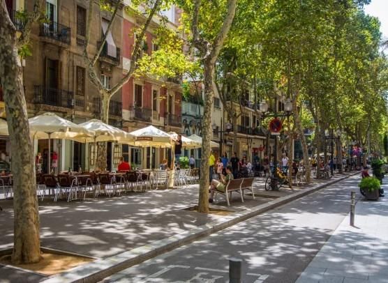 Exterior view of Flat for sale in  Barcelona Capital  with Air Conditioner, Furnished and Balcony