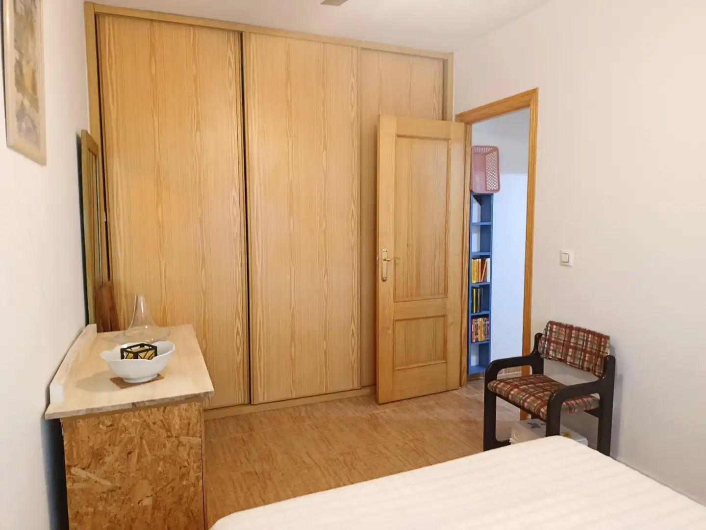 Dormitori de Casa adosada en venda en Castalla amb Jardí privat, Terrassa i Moblat