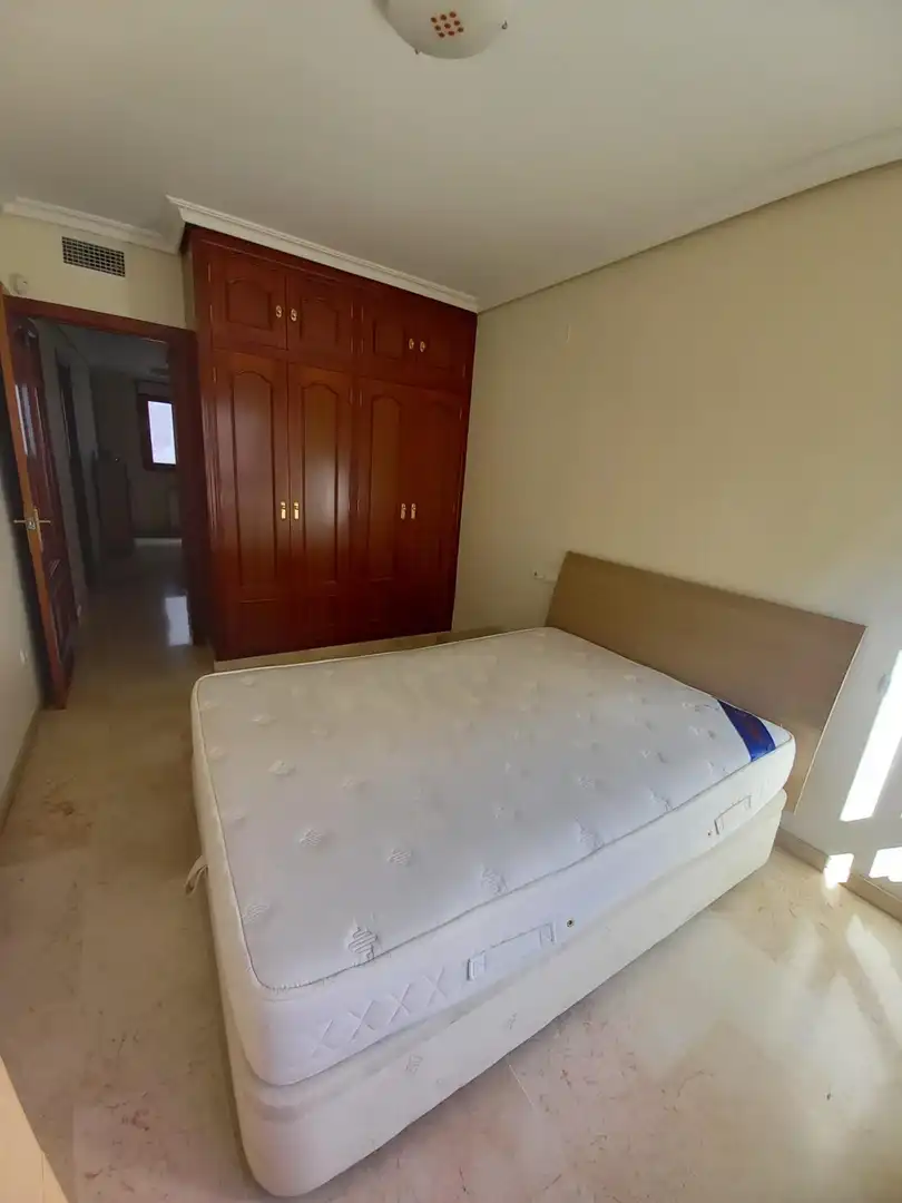 Bedroom of Flat for sale in Córdoba  with Air Conditioner, Heating and Terrace
