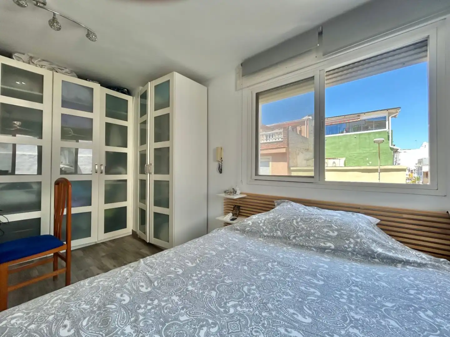 Schlafzimmer von Einfamilien-Reihenhaus zum Verkauf in Málaga mit Klimaanlage, Terrasse und Abstellraum