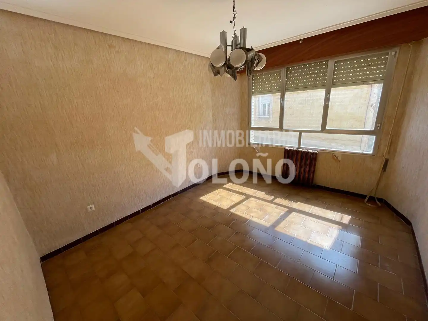 Schlafzimmer von Haus oder Chalet zum Verkauf in Castañares de Rioja mit Terrasse und Abstellraum