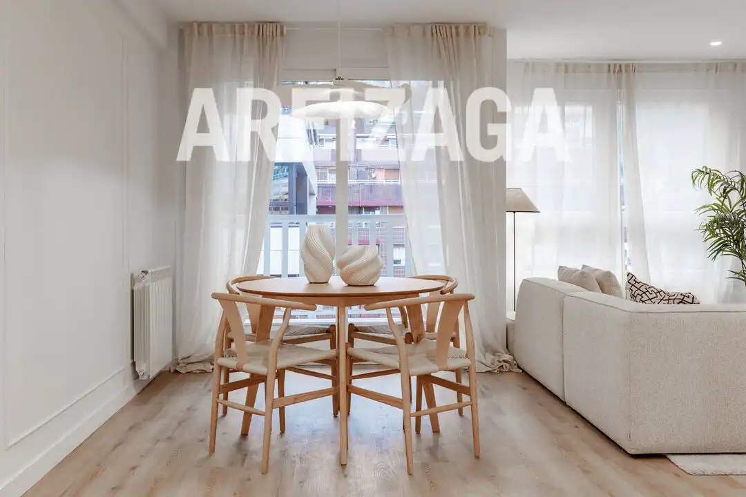 Piso en venta en Karlos I.a Hiribidea carlos, 30, Amara