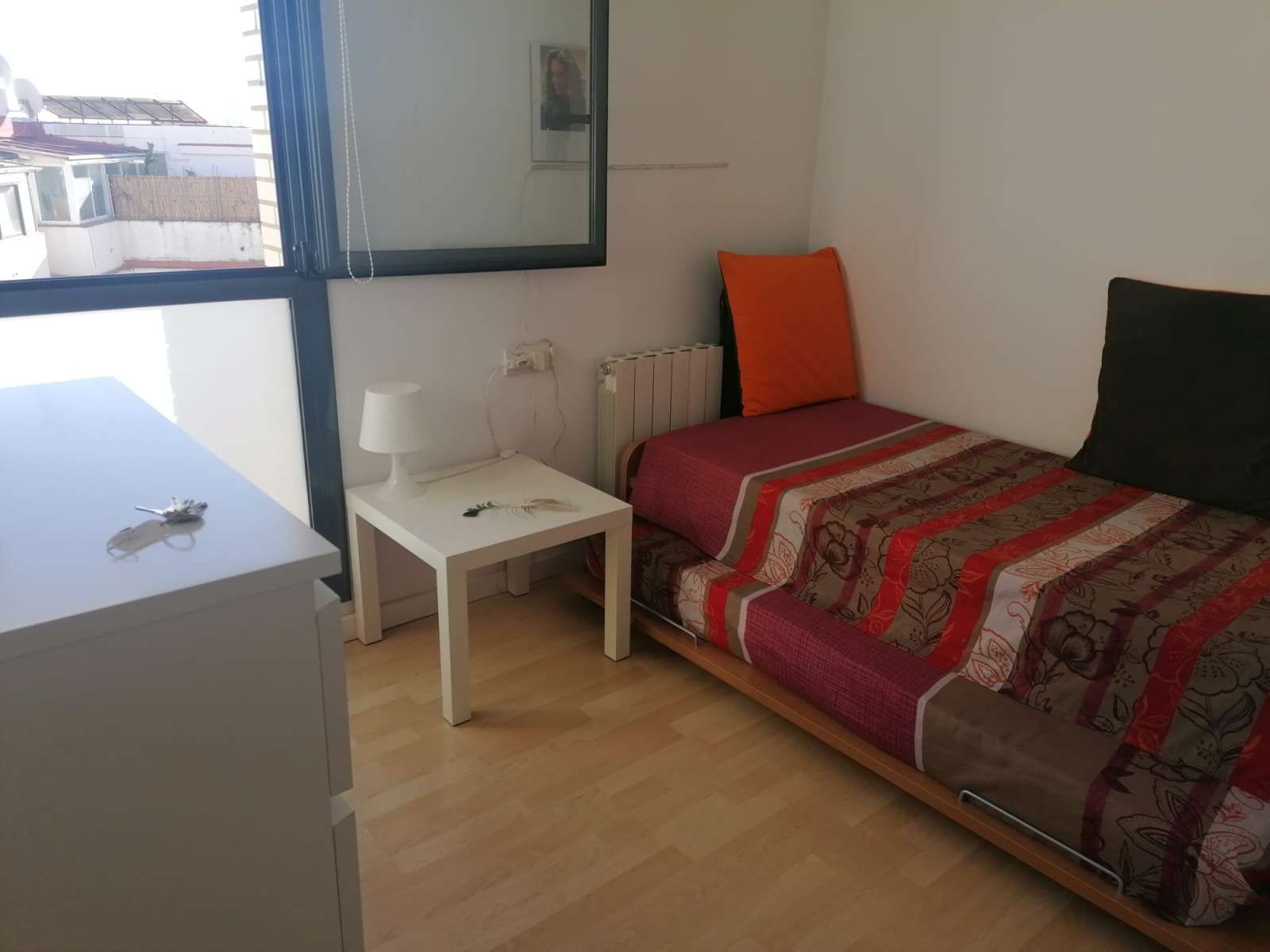 Bedroom of Flat to share in  Barcelona Capital  with Air Conditioner, Heating and Terrace