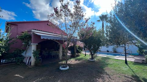 CASA UNIFAMILIAR CON PISCINA SOBRE SOLAR DE 565 METROS CUADRADOS, imatge 3