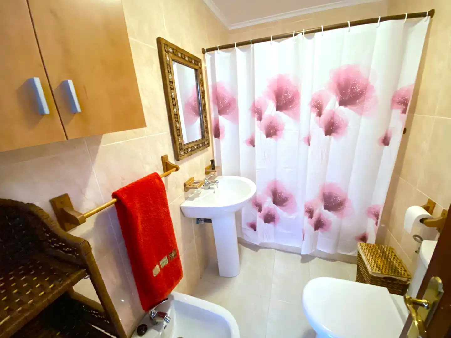 Baño de Piso en venta en Castro-Urdiales con Calefacción, Jardín privado y Parquet