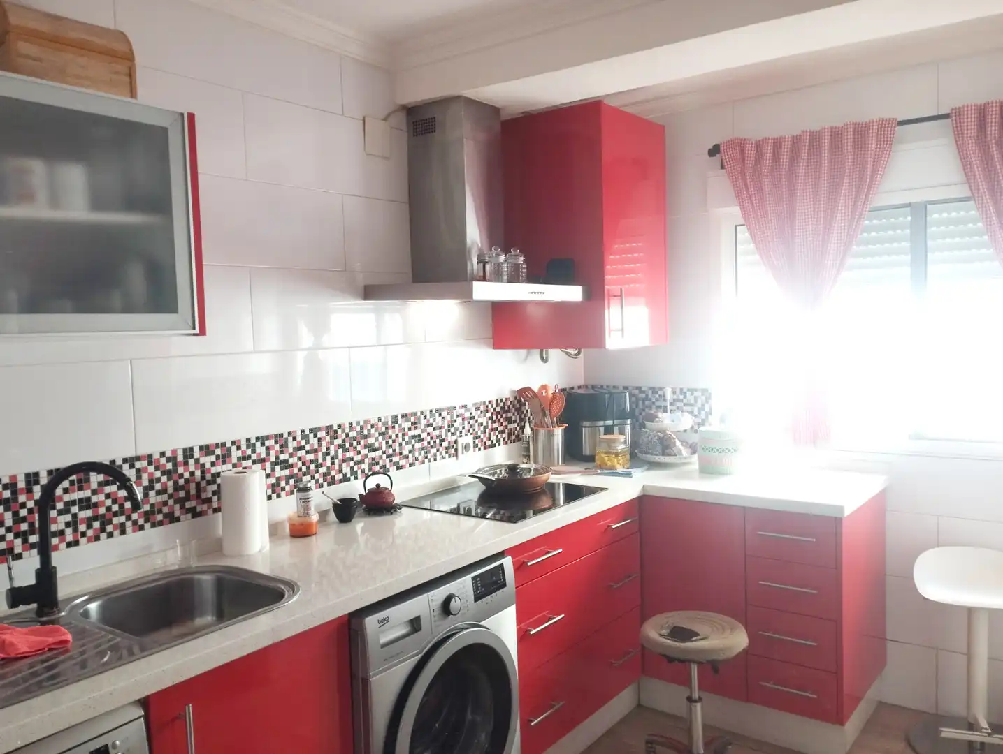 Kitchen of Flat for sale in Jerez de la Frontera  with Air Conditioner, Oven and Washing machine