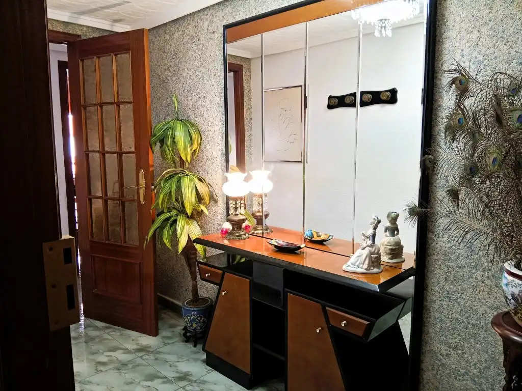 Piso en venta en Valencia con Aire acondicionado, Amueblado y Horno