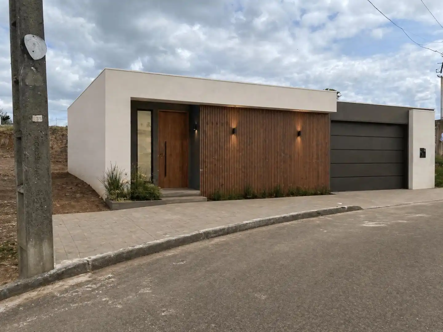 Exterior view of Residential for sale in San Vicente de Alcántara