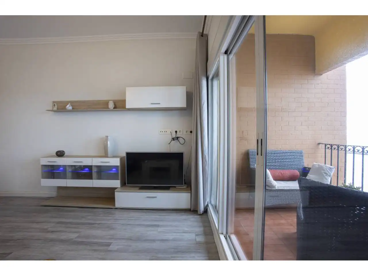 Sala d'estar de Dúplex en venda en Alboraya amb Aire condicionat, Terrassa i Moblat
