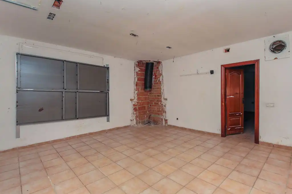 Chalet en venta en C/ Darnius (Mas de Plata), imagen 9