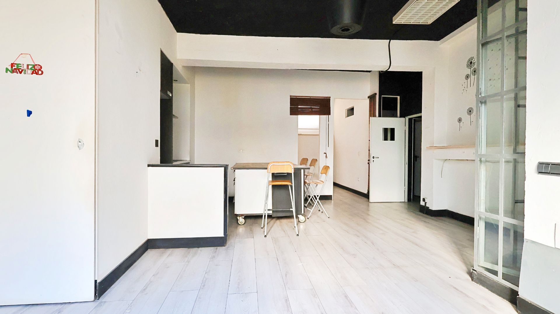 Kitchen of Premises for sale in San Sebastián de los Reyes  with Air Conditioner, Heating and Terrace