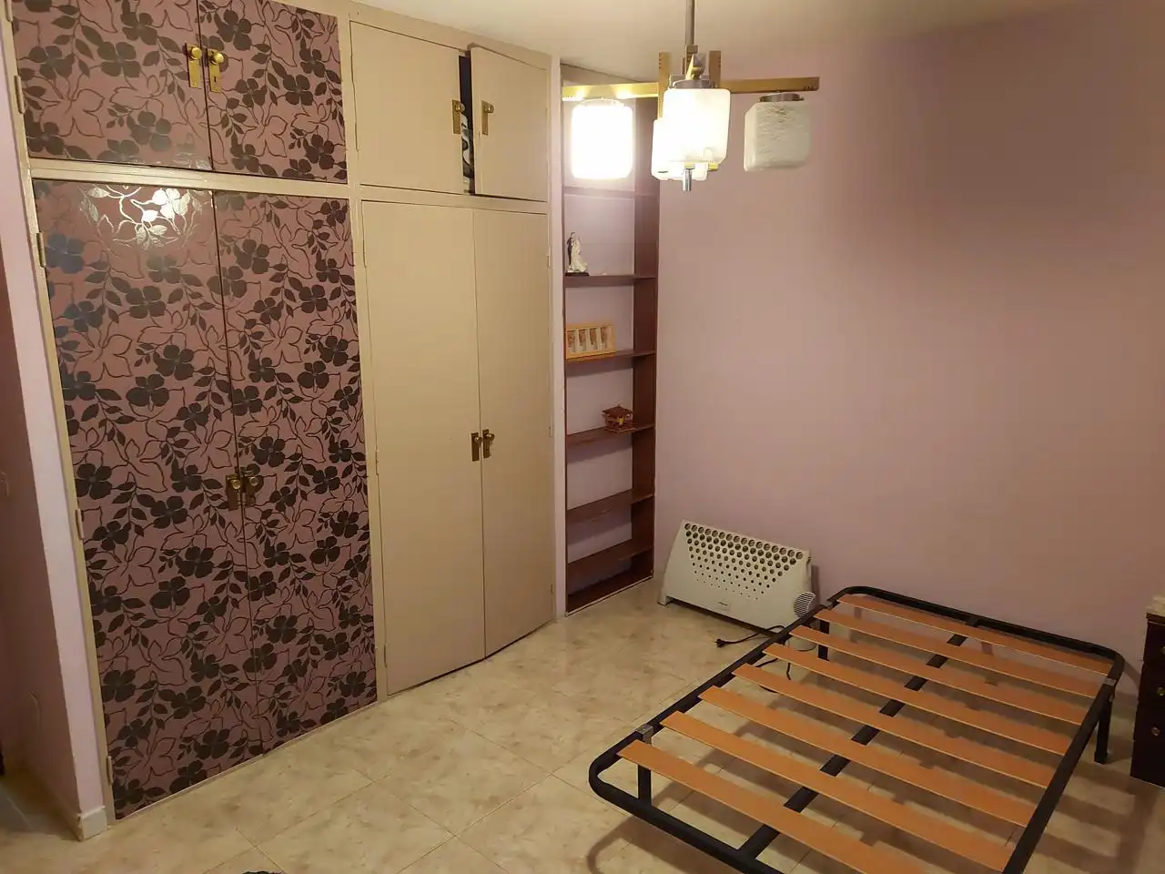 Habitación de Piso de alquiler en Alcalá de Henares con Terraza, Amueblado y Balcón