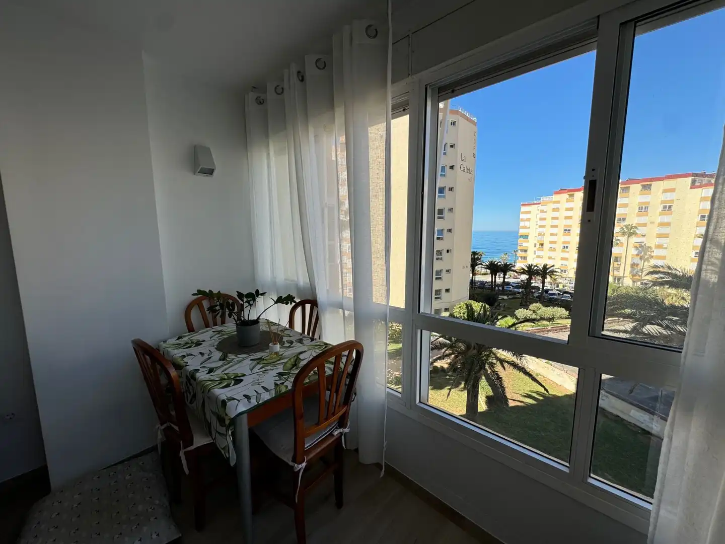 Schlafzimmer von Wohnung zum Verkauf in Torrox mit Klimaanlage, Terrasse und Möbliert