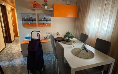 Dining room of Flat for sale in L'Hospitalet de Llobregat  with Air Conditioner, Heating and Oven